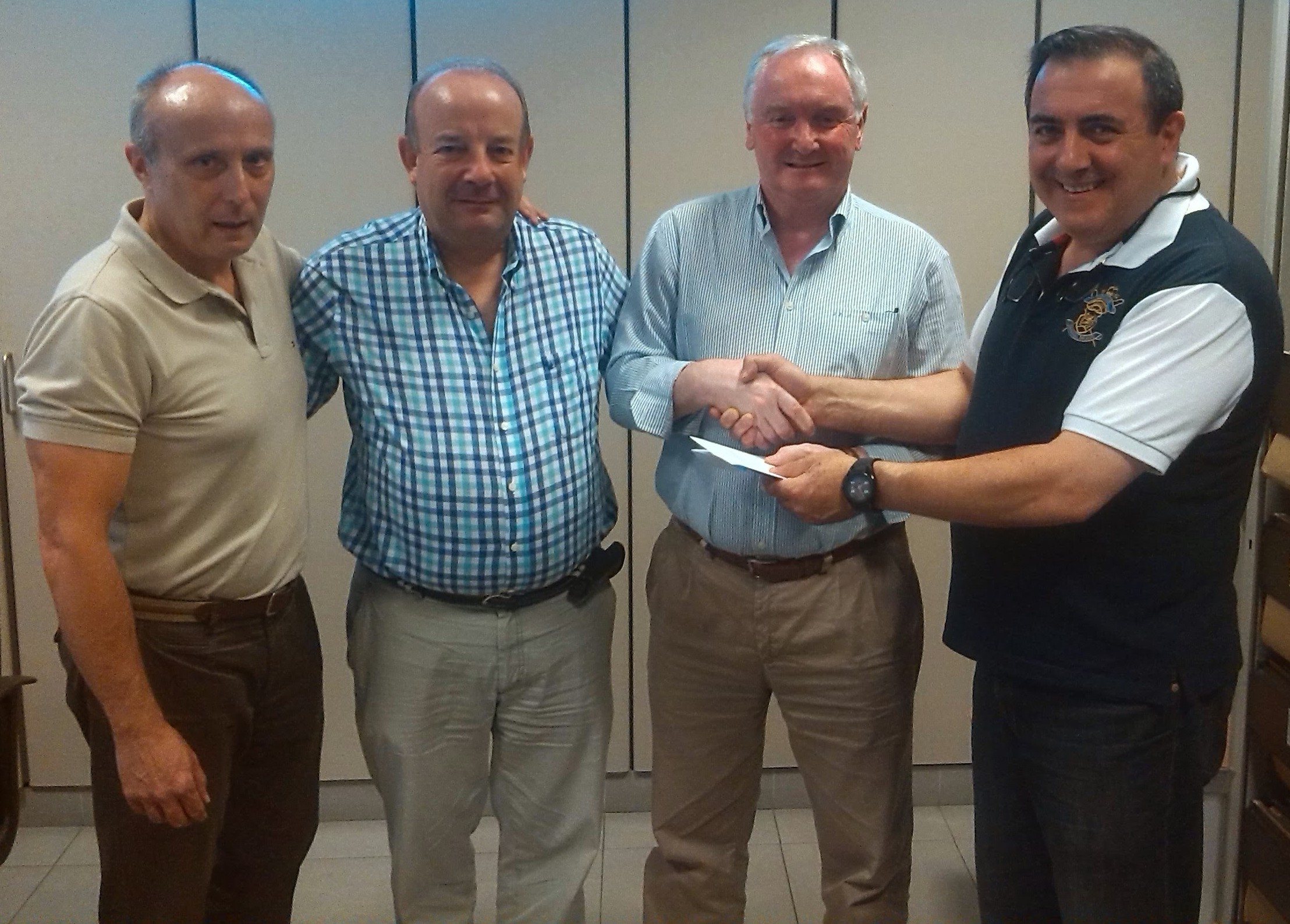Agradecimientos al Centro Asturiano de A Coruña Agradecimientos al Centro Asturiano de A Coruña